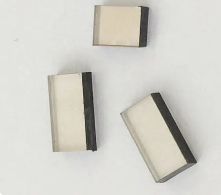 Diamants à cristal unique, rectangulaire grossier 10x3x1,5 mm, diamants mono-CVD