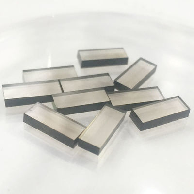 Rectangle Mono Crystal CVD Laboratoire Diamants cultivés de qualité mécanique 12x3x1,5 mm