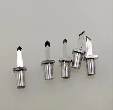 Diament do cięcia płyt z podstawą